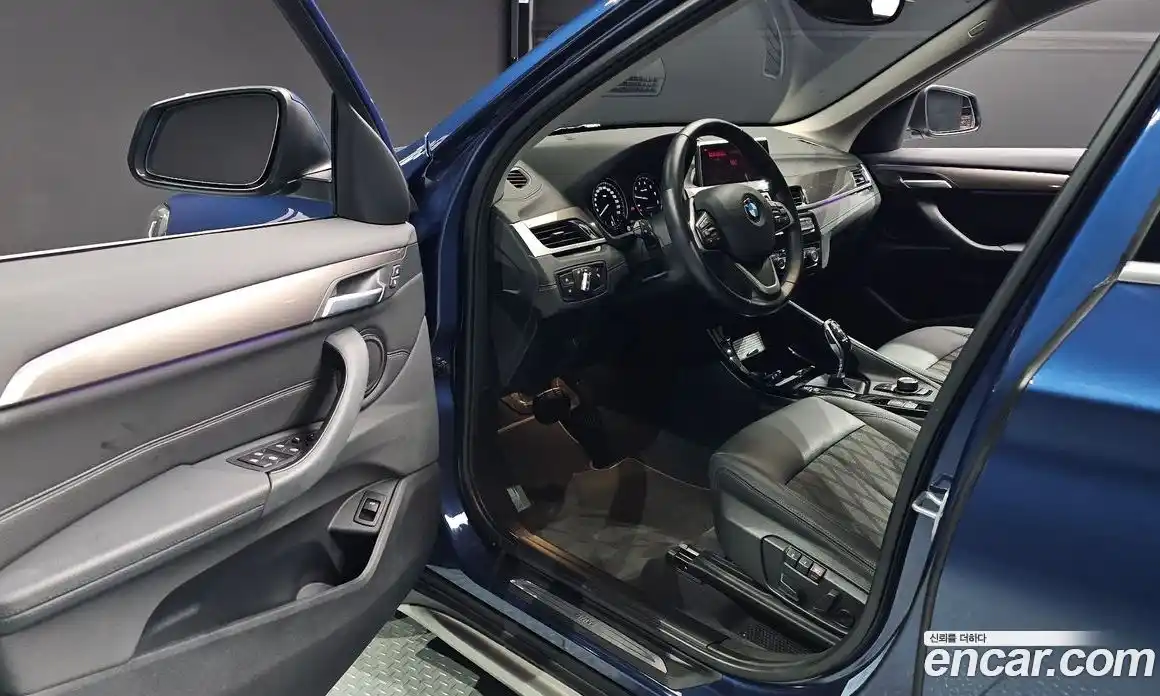 BMW X1 2021 2.0 автомат (гидро), фото 13