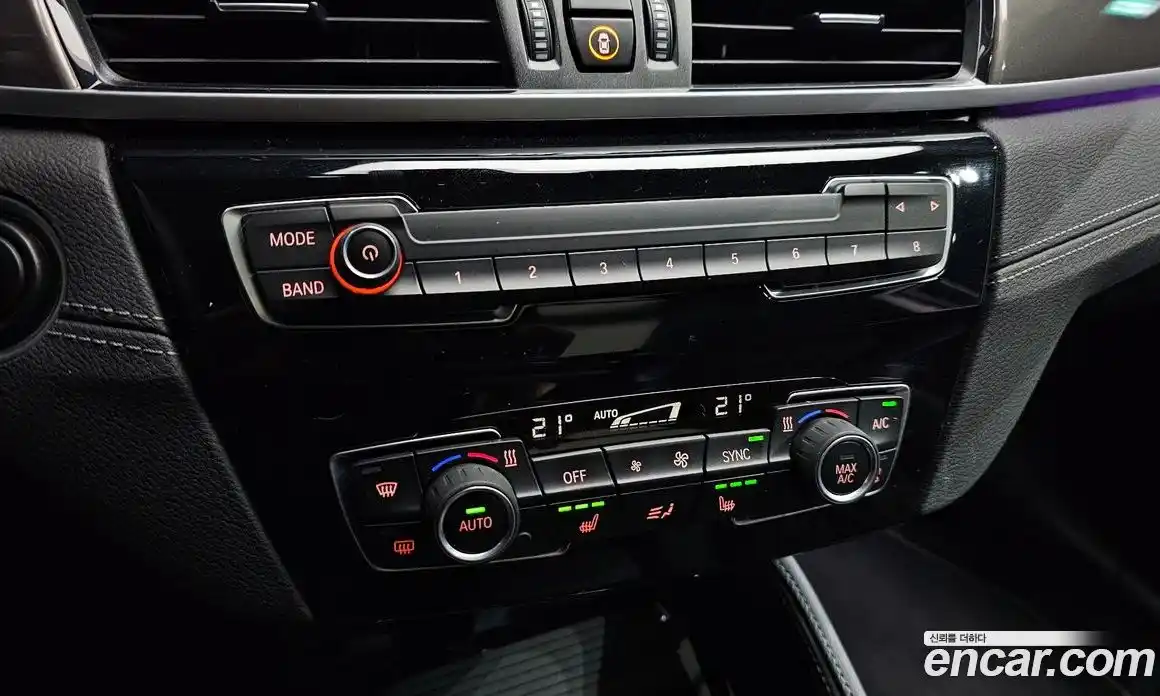 BMW X1 2021 2.0 автомат (гидро), фото 24