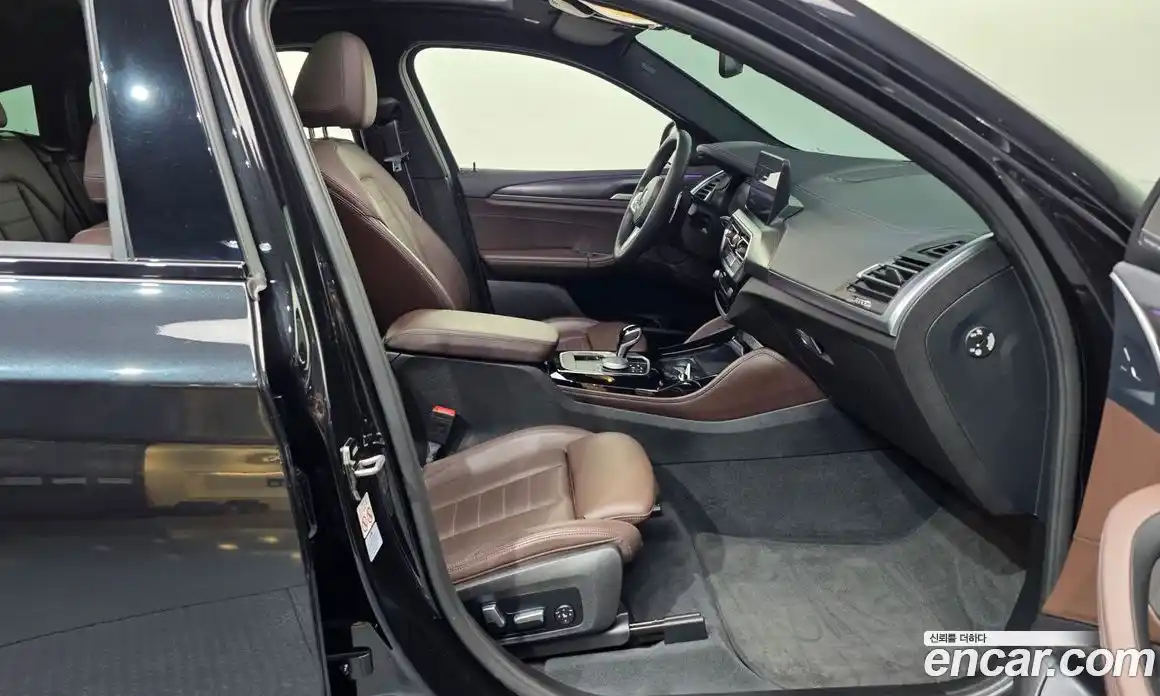 BMW X4 2022 2.0 автомат (гидро), фото 17