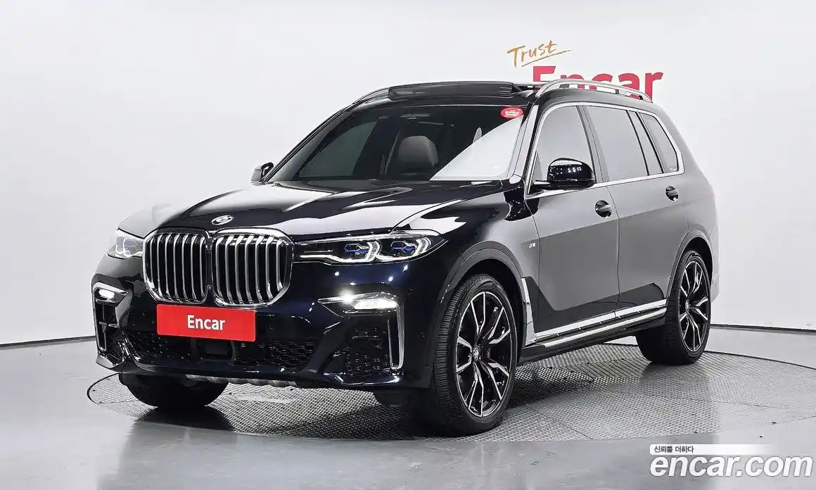 BMW X7 2021 3.0 автомат (гидро), фото 1