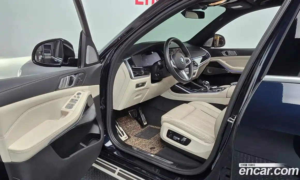 BMW X7 2021 3.0 автомат (гидро), фото 13
