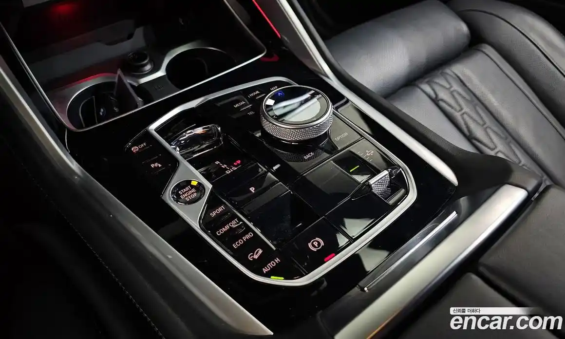 BMW X6 2025 3.0 автомат (гидро), фото 12