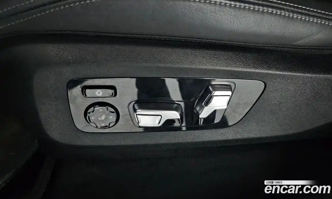 BMW X6 2025 3.0 автомат (гидро), фото 32