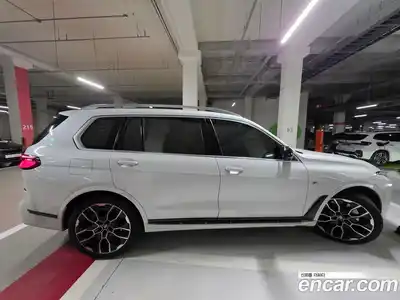 BMW X7 2023 3.0 автомат (гидро), миниатюра 4