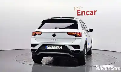 Volkswagen T-Roc 2021 2.0 автомат (гидро), миниатюра 4