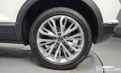 Volkswagen T-Roc 2021 2.0 автомат (гидро), миниатюра 7
