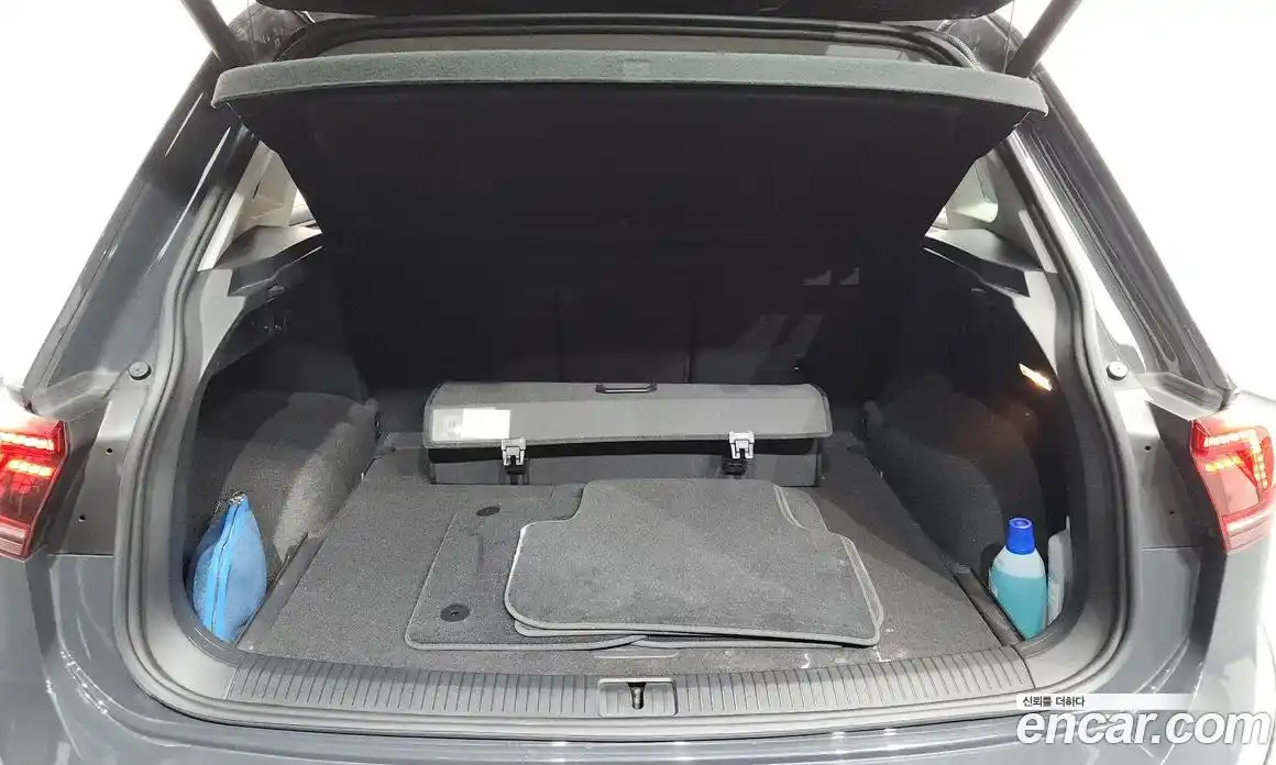 Volkswagen Tiguan 2020 2.0 автомат (гидро), фото 18