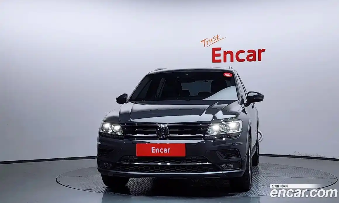 Volkswagen Tiguan 2020 2.0 автомат (гидро), фото 3