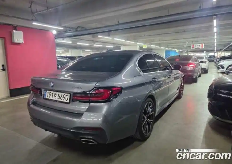 BMW 5 серия 2022 2.0 автомат (гидро), фото 6