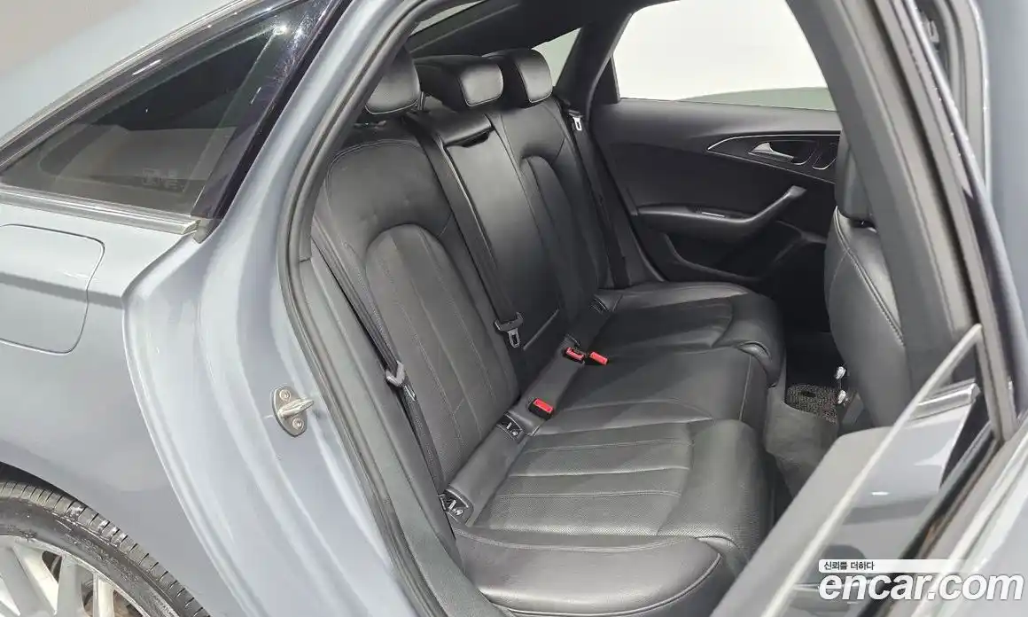 Audi A6 2018 2.0 автомат (гидро), фото 11