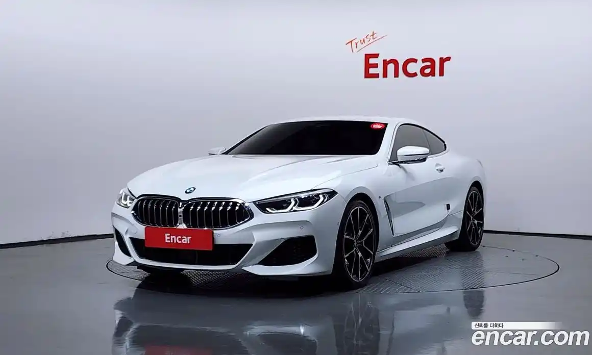 BMW 8 серия 2022 3.0 автомат (гидро), фото 1