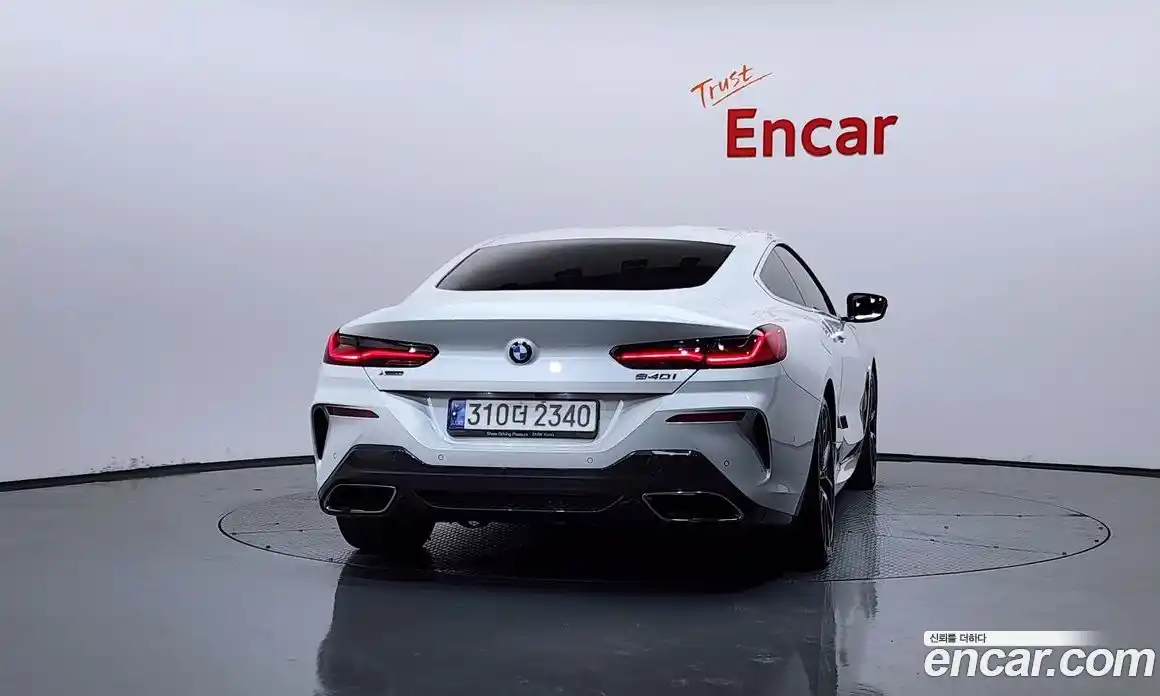 BMW 8 серия 2022 3.0 автомат (гидро), фото 4