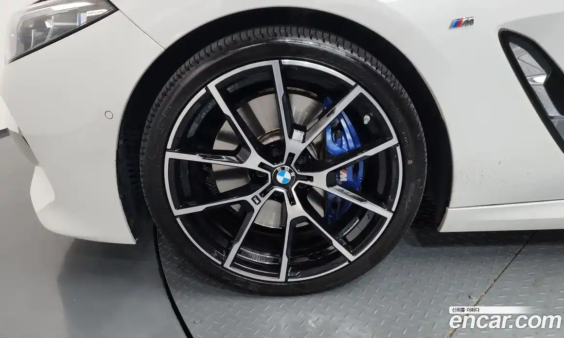 BMW 8 серия 2022 3.0 автомат (гидро), фото 5