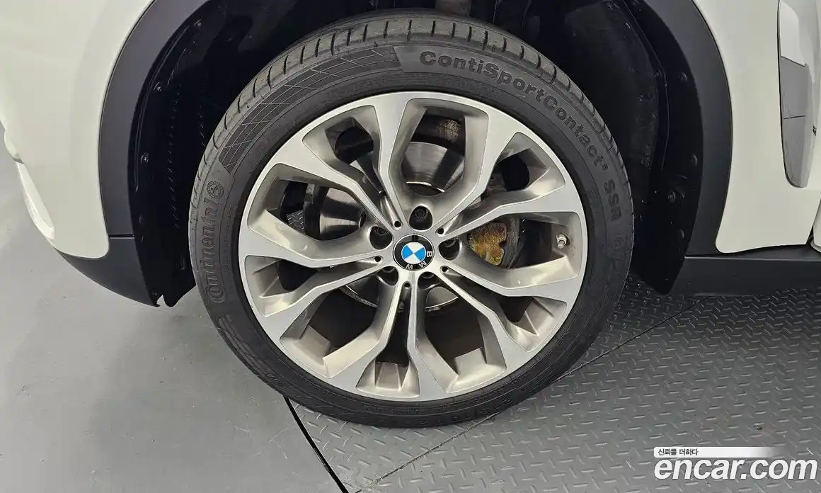 BMW X6 2018 3.0 автомат (гидро), фото 5
