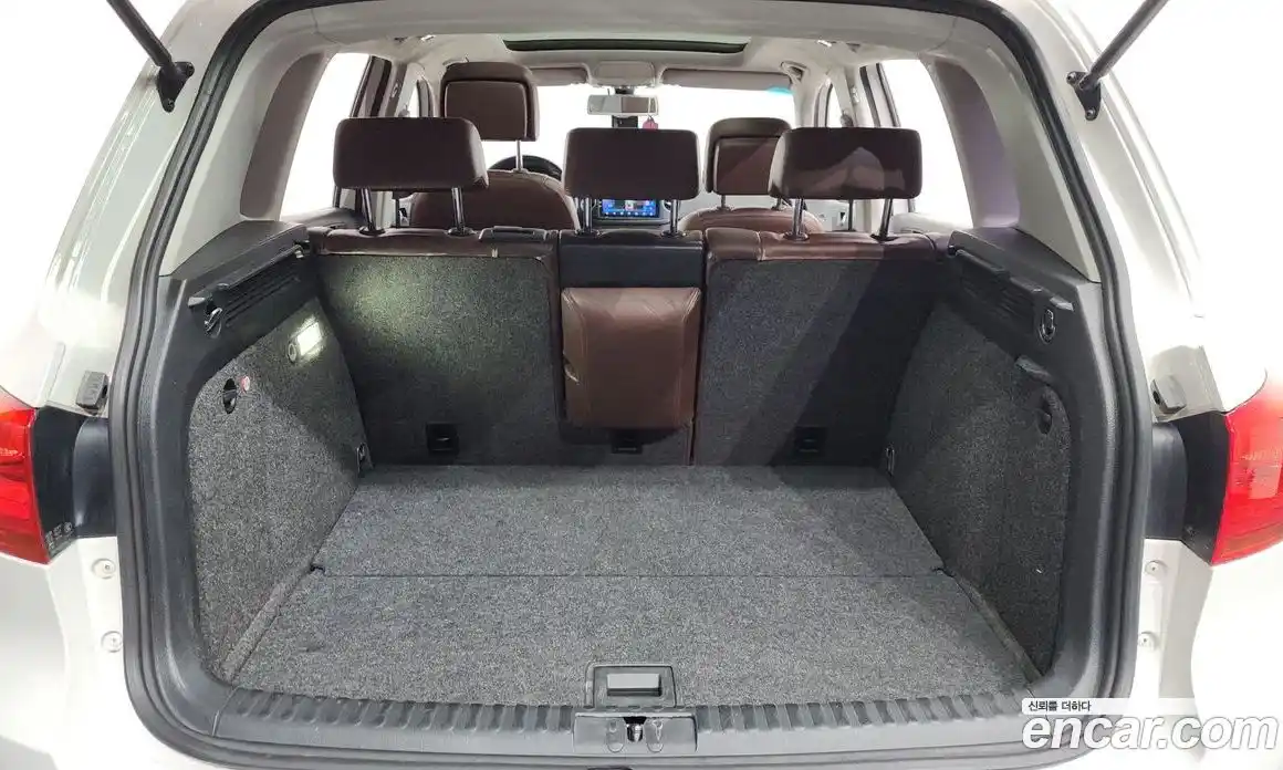Volkswagen Tiguan 2012 2.0 автомат (гидро), фото 22