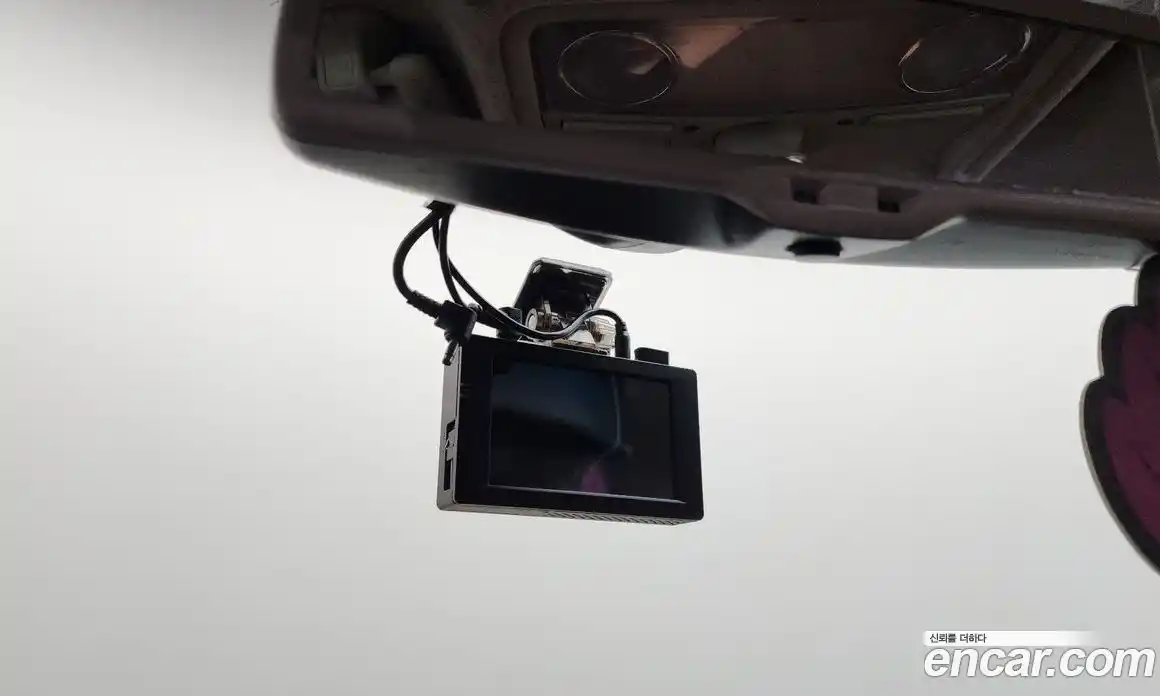 Volkswagen Tiguan 2012 2.0 автомат (гидро), фото 24