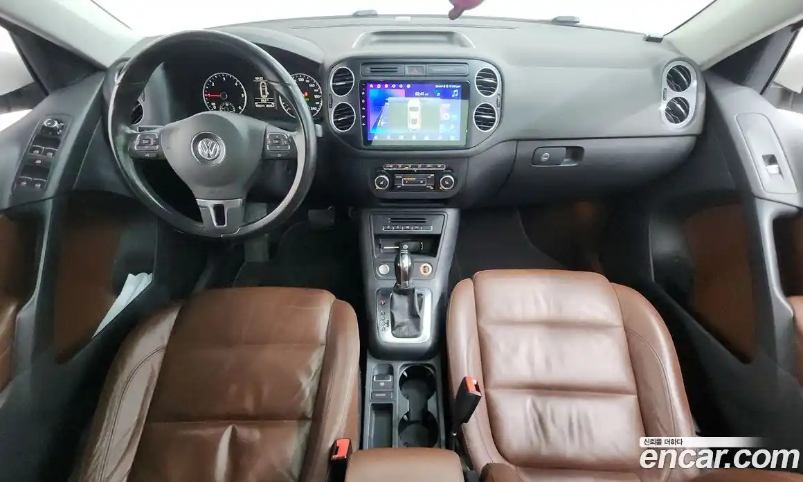 Volkswagen Tiguan 2012 2.0 автомат (гидро), фото 9