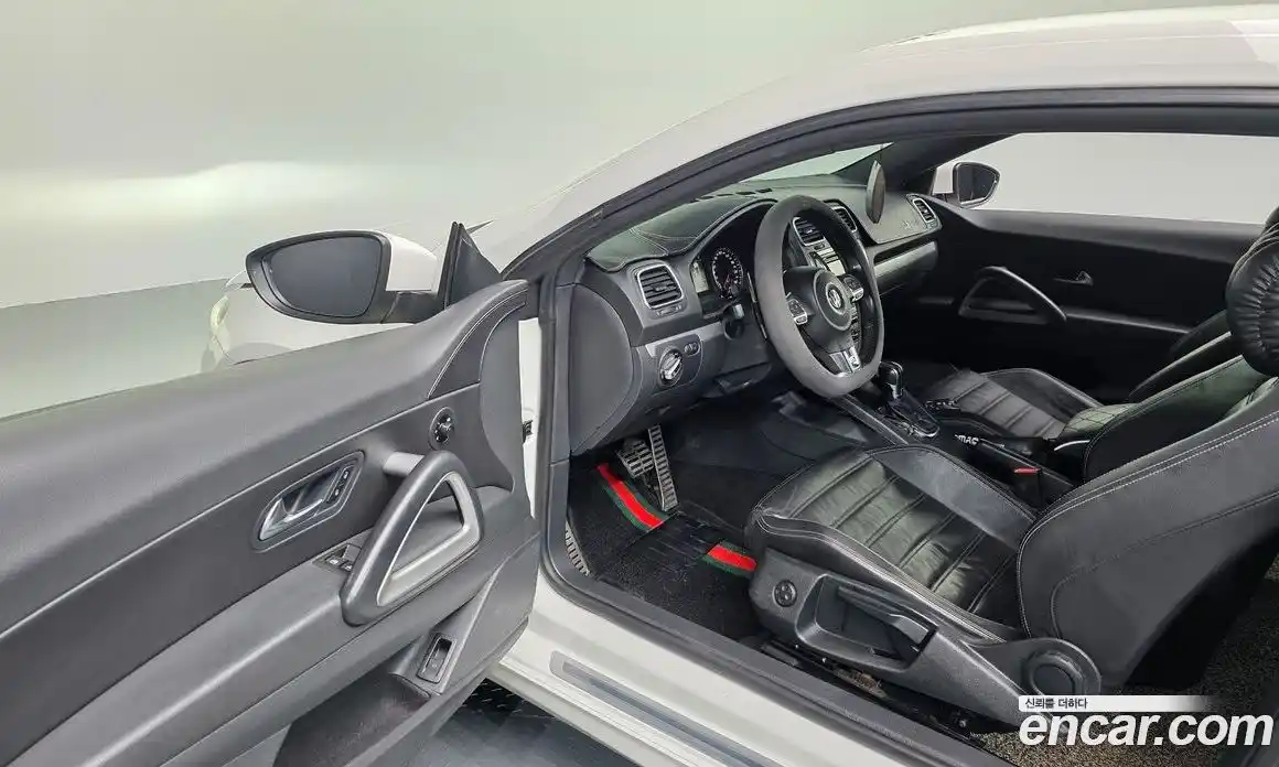 Volkswagen Scirocco 2012 2.0 автомат (гидро), фото 10