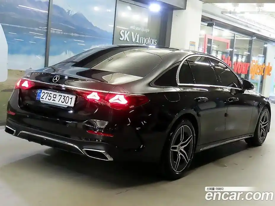 Mercedes-Benz E-Class 2025 2.0 автомат (гидро), фото 4