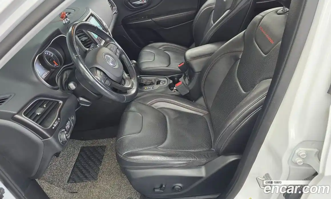 Jeep Cherokee 2020 3.2 автомат (гидро), фото 31