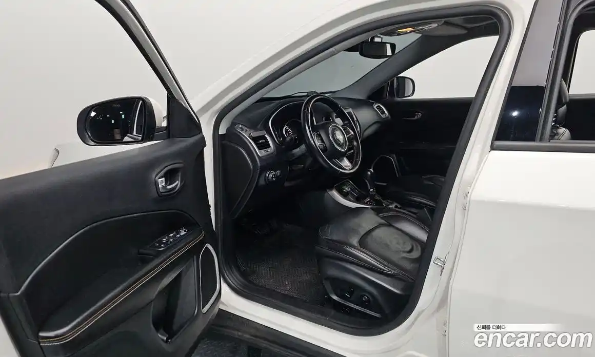 Jeep Compass 2019 2.4 автомат (гидро), фото 13