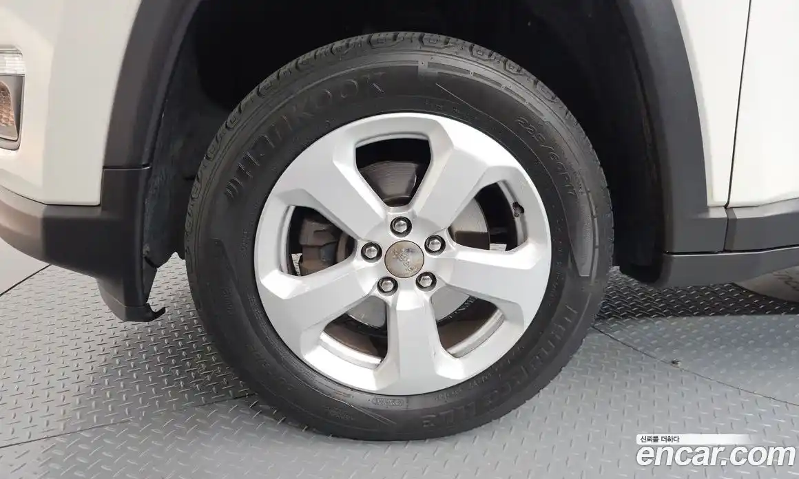 Jeep Compass 2019 2.4 автомат (гидро), фото 5