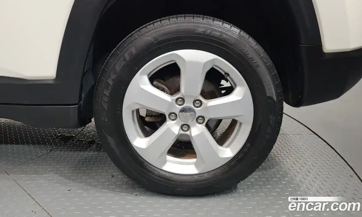 Jeep Compass 2019 2.4 автомат (гидро), фото 7