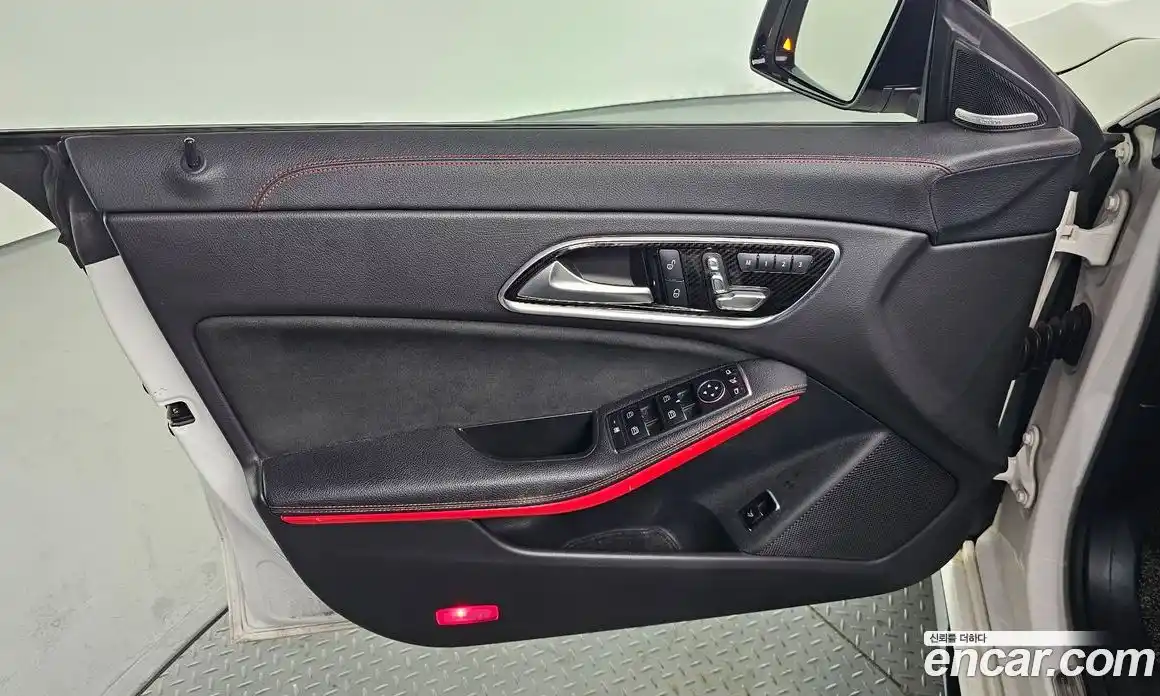 Mercedes-Benz CLA-Class 2018 2.0 гидро, фото 14 Mercedes-Benz CLA-Class 2018 2.0 гидро, фото 14