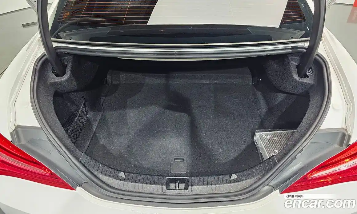 Mercedes-Benz CLA-Class 2018 2.0 гидро, фото 27 Mercedes-Benz CLA-Class 2018 2.0 гидро, фото 27