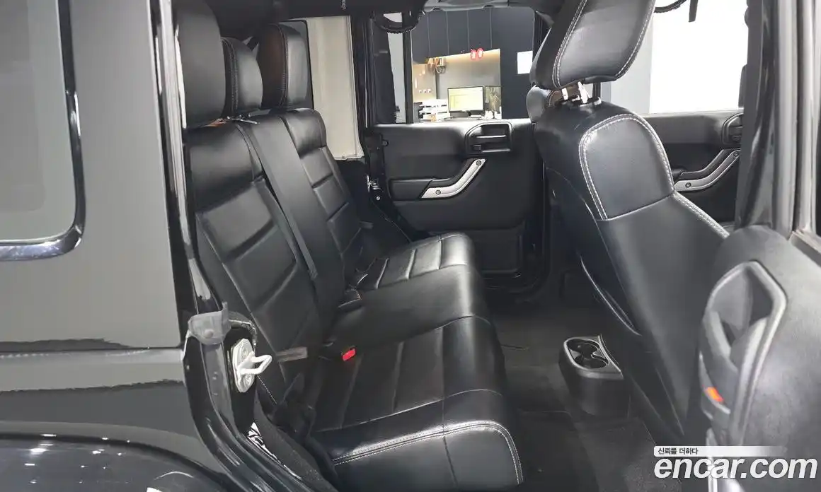 Jeep Wrangler 2012 2.8 автомат (гидро), фото 12