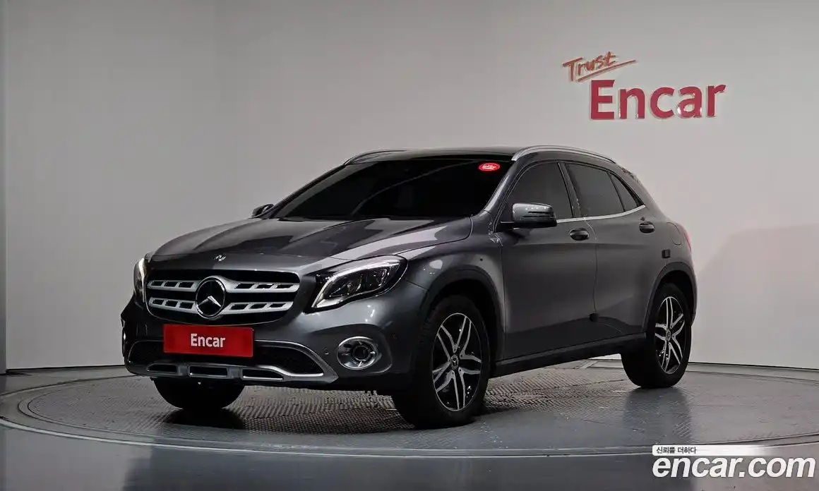 Mercedes-Benz GLA-Class 2018 2.0 гидро, фото 1 Mercedes-Benz GLA-Class 2018 2.0 гидро, фото 1