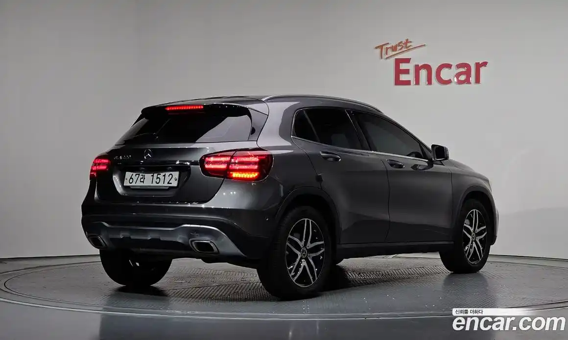 Mercedes-Benz GLA-Class 2018 2.0 гидро, фото 2 Mercedes-Benz GLA-Class 2018 2.0 гидро, фото 2