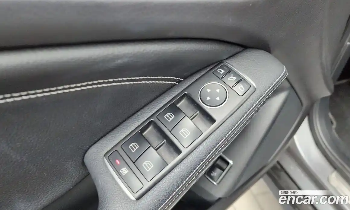 Mercedes-Benz GLA-Class 2018 2.0 гидро, фото 30 Mercedes-Benz GLA-Class 2018 2.0 гидро, фото 30