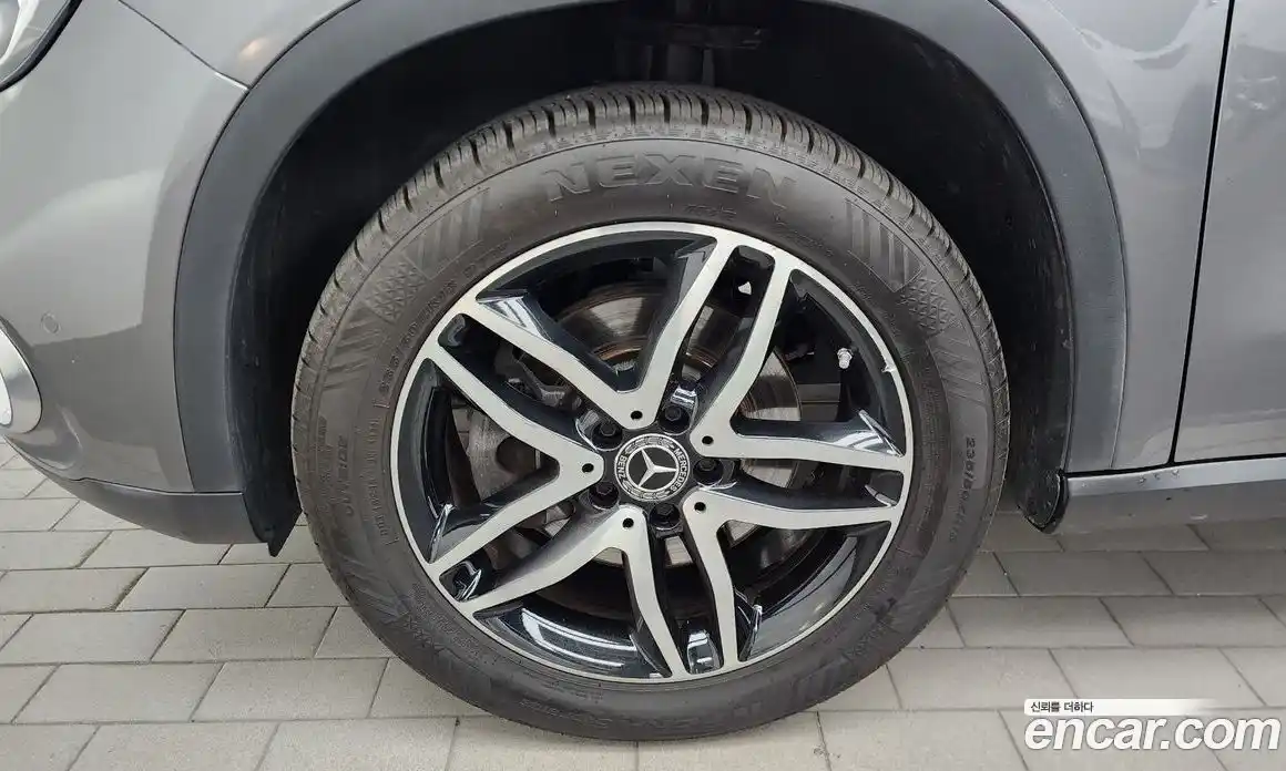 Mercedes-Benz GLA-Class 2018 2.0 гидро, фото 5 Mercedes-Benz GLA-Class 2018 2.0 гидро, фото 5