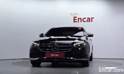 Mercedes-Benz E-Class 2021 2.0 автомат (гидро), миниатюра 3