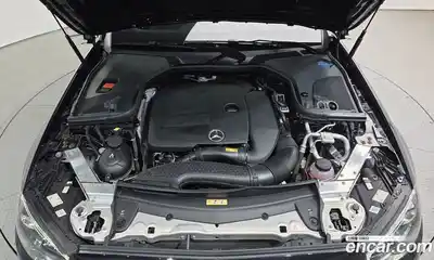Mercedes-Benz E-Class 2021 2.0 автомат (гидро), миниатюра 6