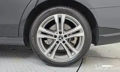 Mercedes-Benz E-Class 2021 2.0 автомат (гидро), миниатюра 7