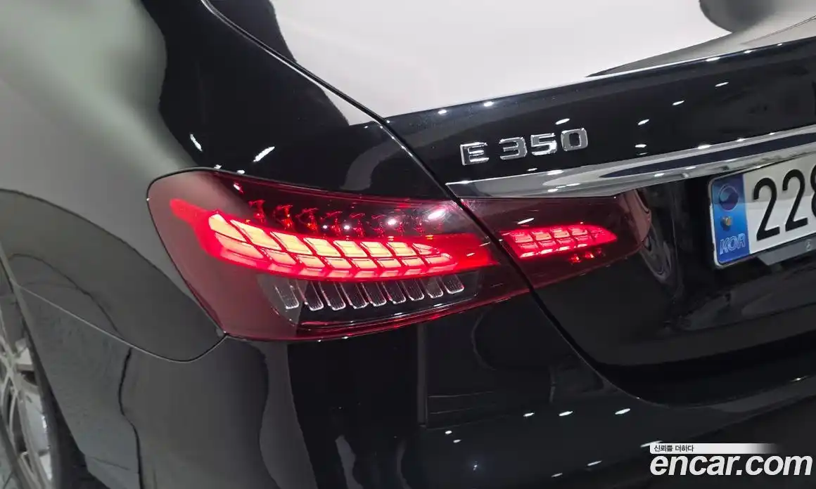 Mercedes-Benz E-Class 2021 2.0 автомат (гидро), фото 9