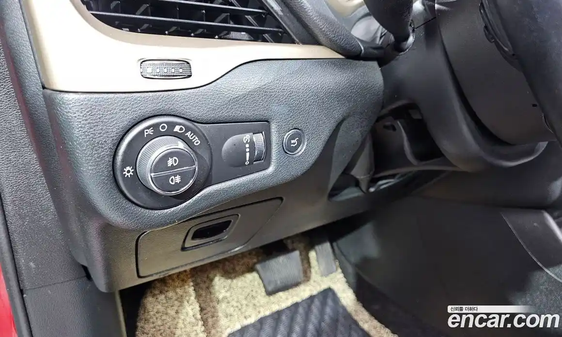 Jeep Cherokee 2015 2.0 автомат (гидро), фото 19