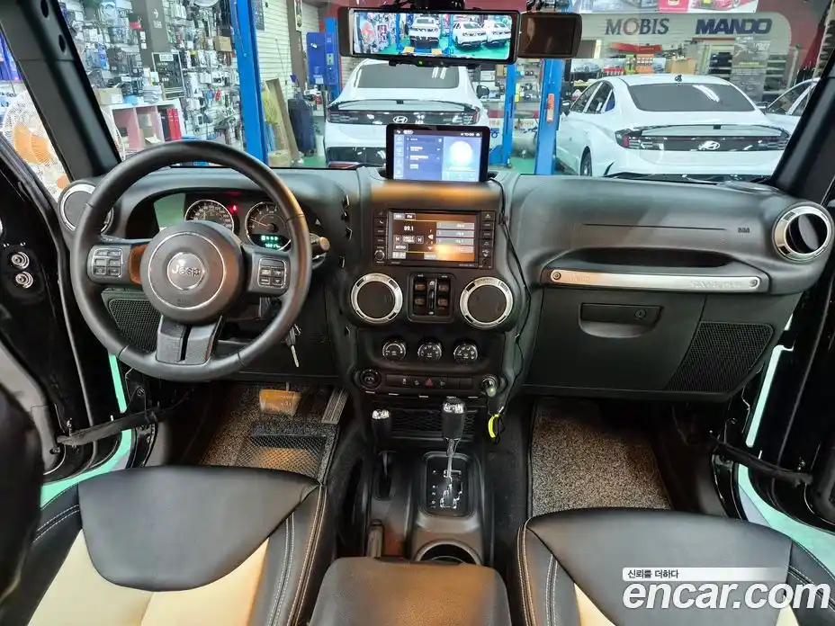 Jeep Wrangler 2017 3.6 автомат (гидро), фото 8