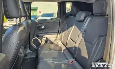 Jeep Renegade 2017 2.0 автомат (гидро), миниатюра 12