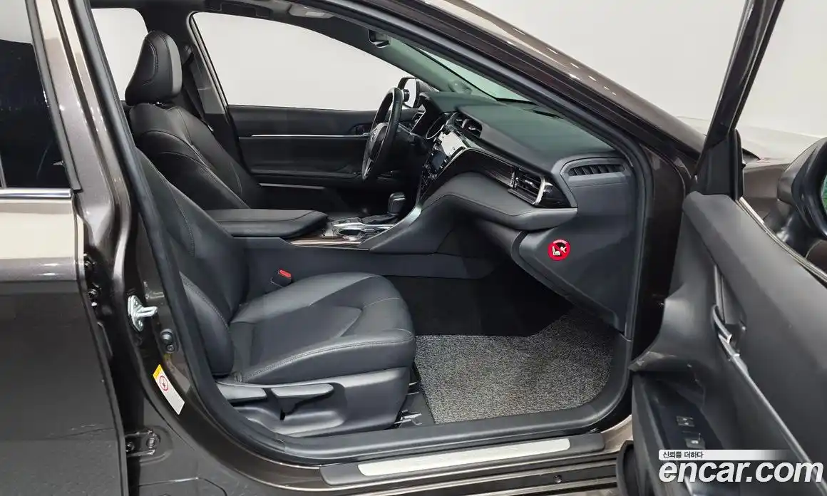 Toyota Camry 2018 2.5 автомат (гидро), фото 11 Toyota Camry 2018 2.5 автомат (гидро), фото 11