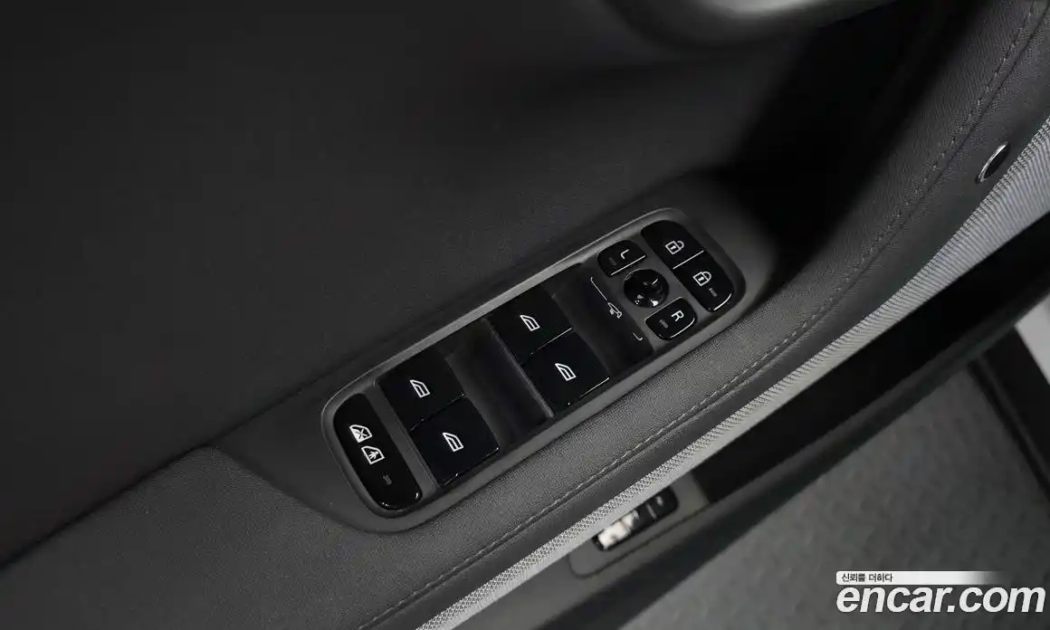 Polestar Polestar 2 2022 0.2 автомат (гидро), фото 27 Polestar Polestar 2 2022 0.2 автомат (гидро), фото 27