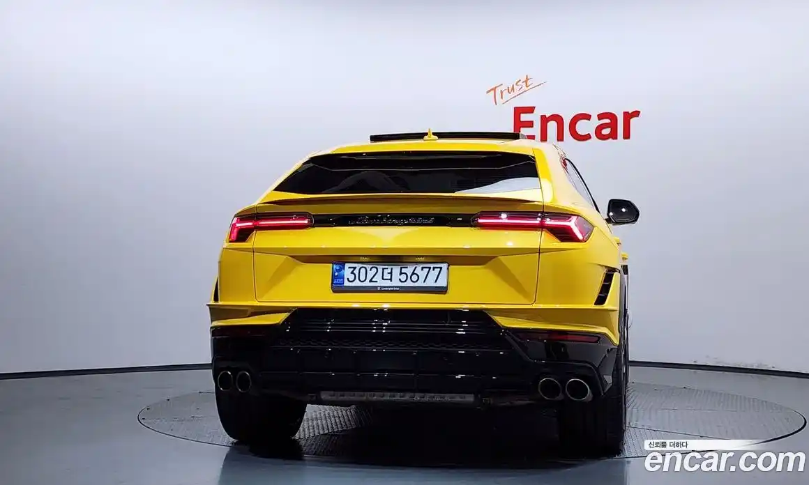 Lamborghini Urus 2023 4.0 автомат (гидро), фото 4 Lamborghini Urus 2023 4.0 автомат (гидро), фото 4