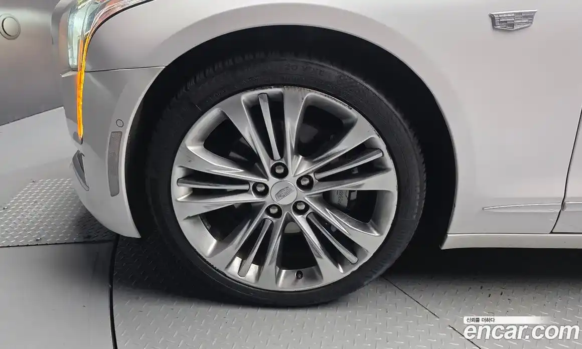 Cadillac CT6 2017 3.6 автомат (гидро), фото 5 Cadillac CT6 2017 3.6 автомат (гидро), фото 5