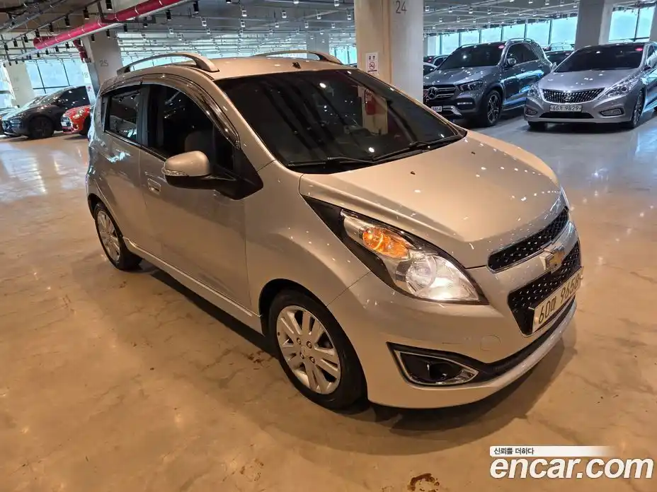 Chevrolet Spark 2014 1.0 автомат (гидро), фото 2