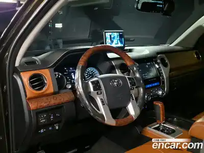 Toyota Tundra 2020 5.7 автомат (гидро), миниатюра 8 Toyota Tundra 2020 5.7 автомат (гидро), миниатюра 8