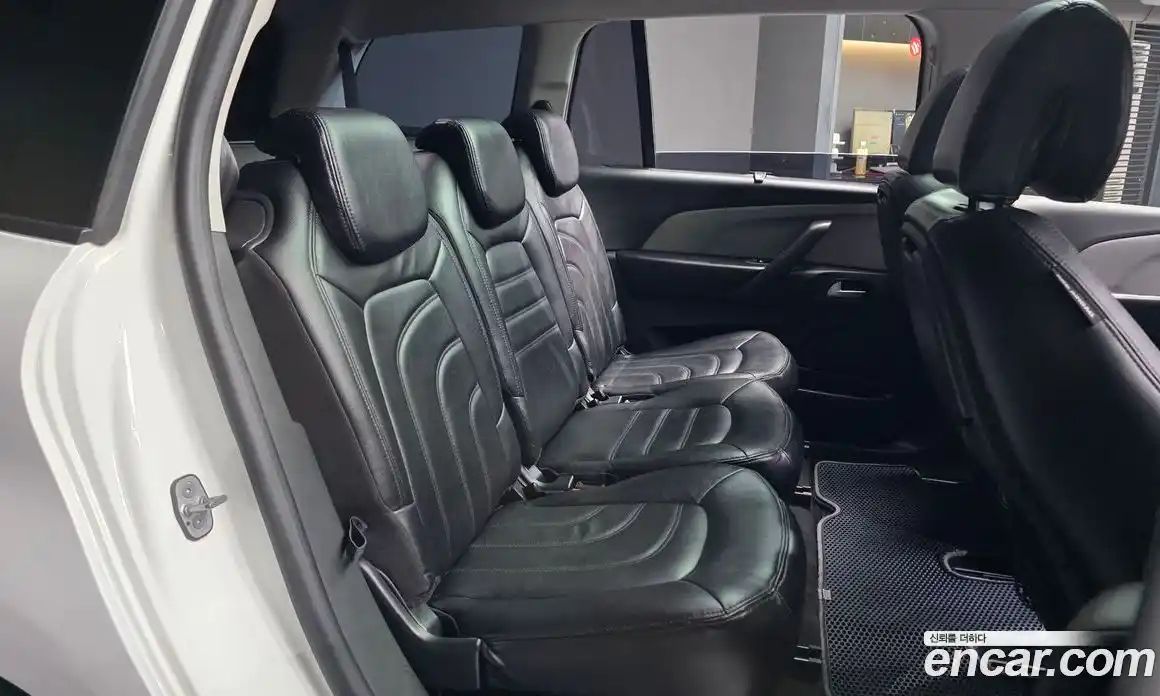 Citroen C4 Picasso 2016 1.6 автомат (гидро), фото 12 Citroen C4 Picasso 2016 1.6 автомат (гидро), фото 12
