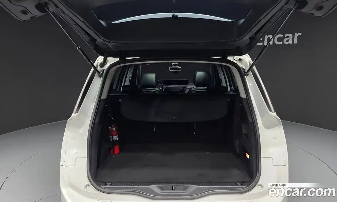 Citroen C4 Picasso 2016 1.6 автомат (гидро), фото 20 Citroen C4 Picasso 2016 1.6 автомат (гидро), фото 20