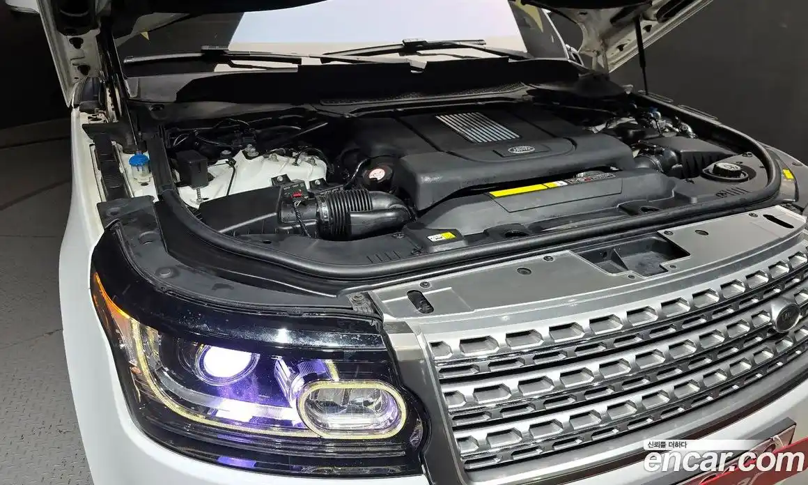 Land Rover Range Rover 2017 4.4 автомат (гидро), фото 6